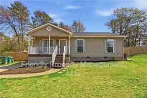 featured image of 109 S Lonesome Rd