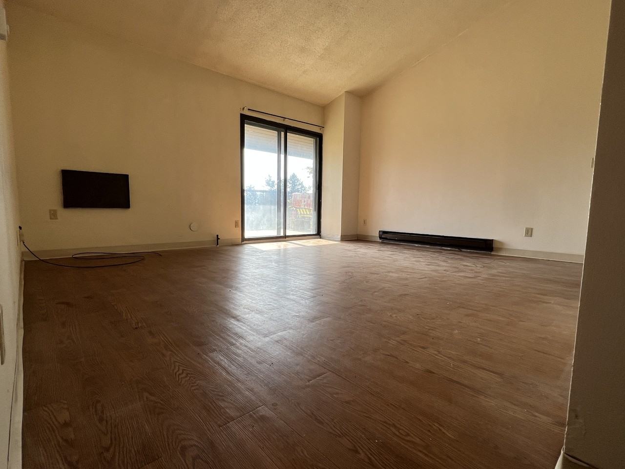 Ivory Gardens Apartments - Photo 4 of 22