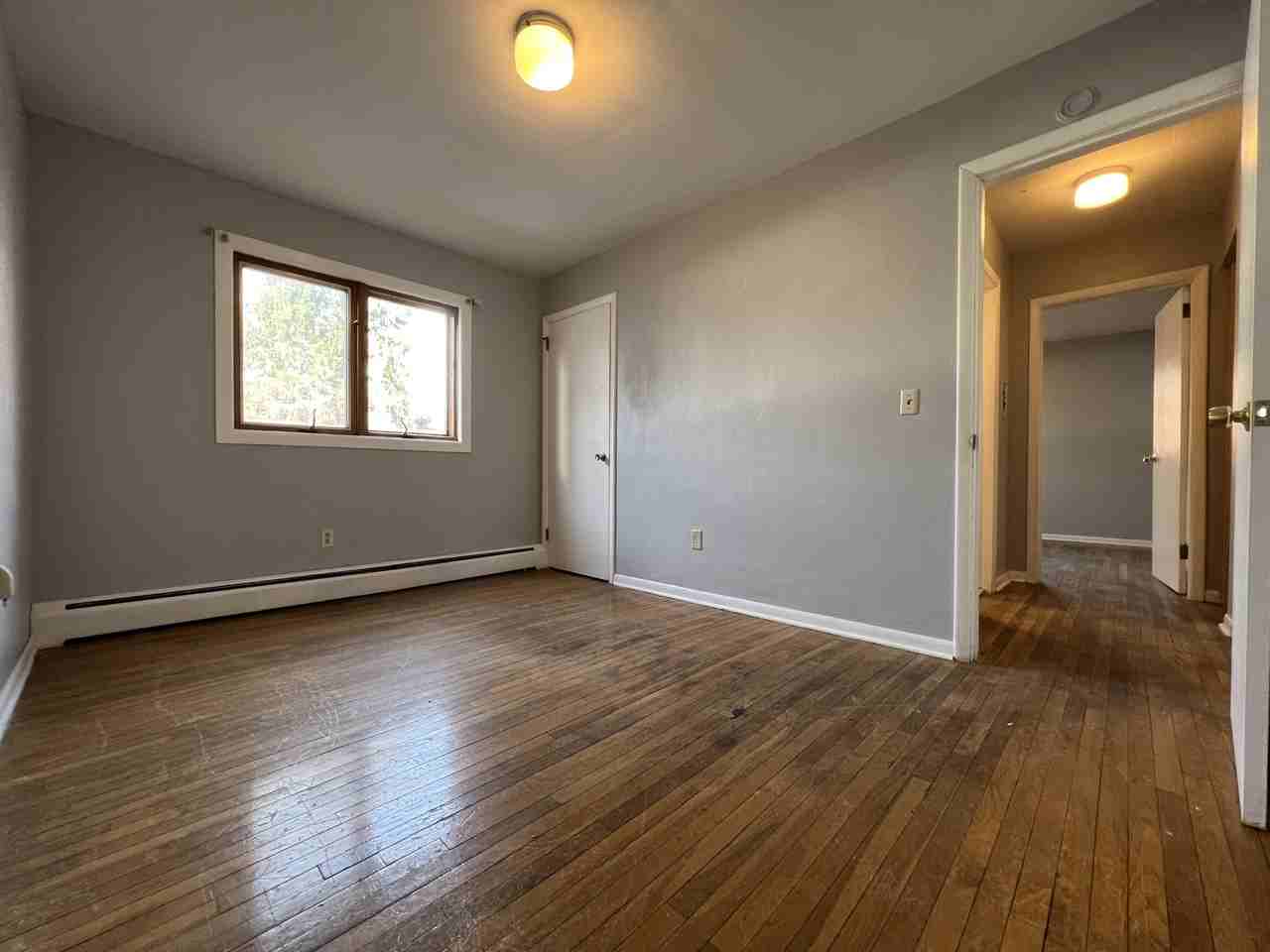 27 Tompkins Street - Photo 2 of 9