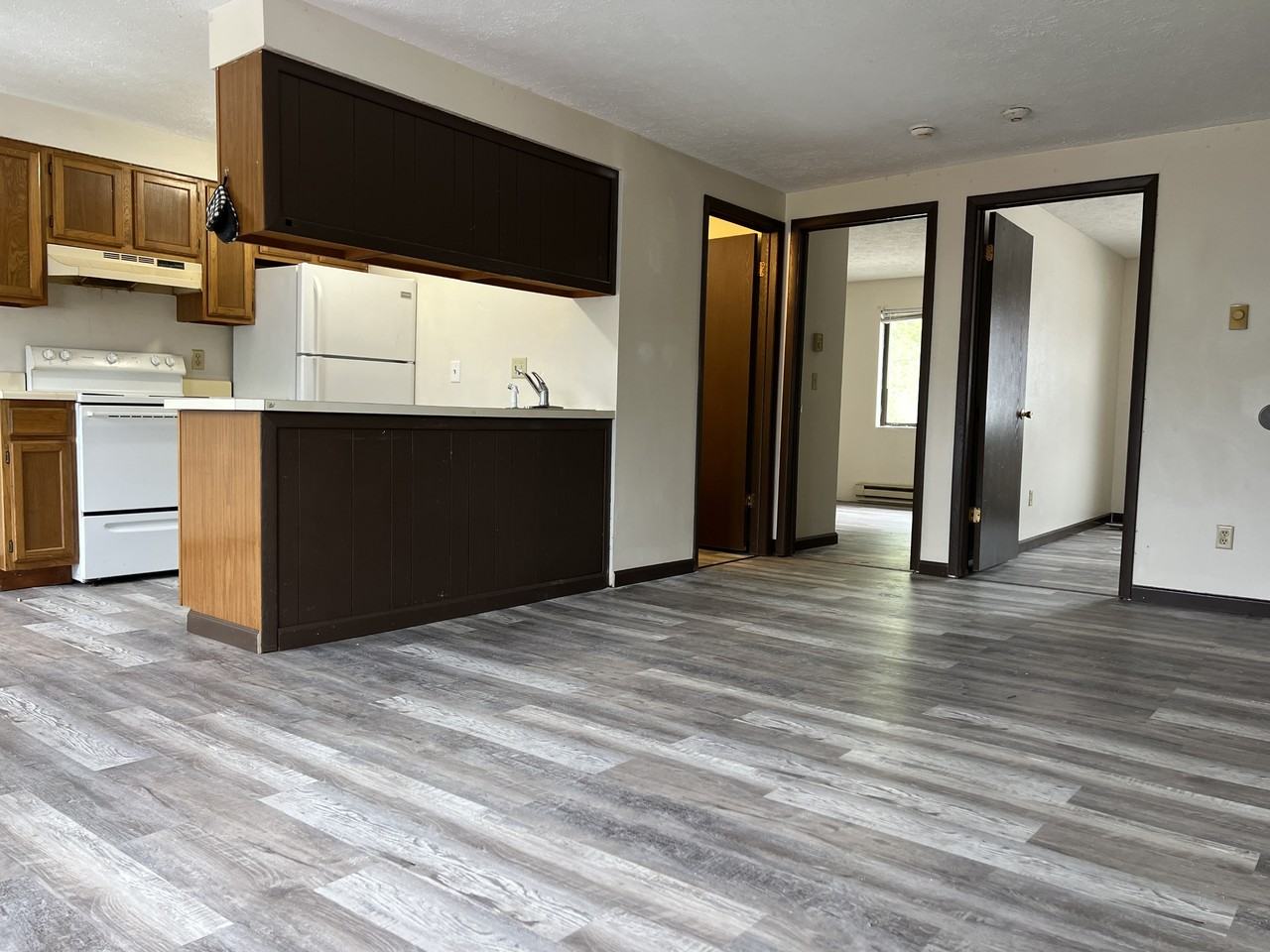 Loder Apartments - Photo 3 of 12