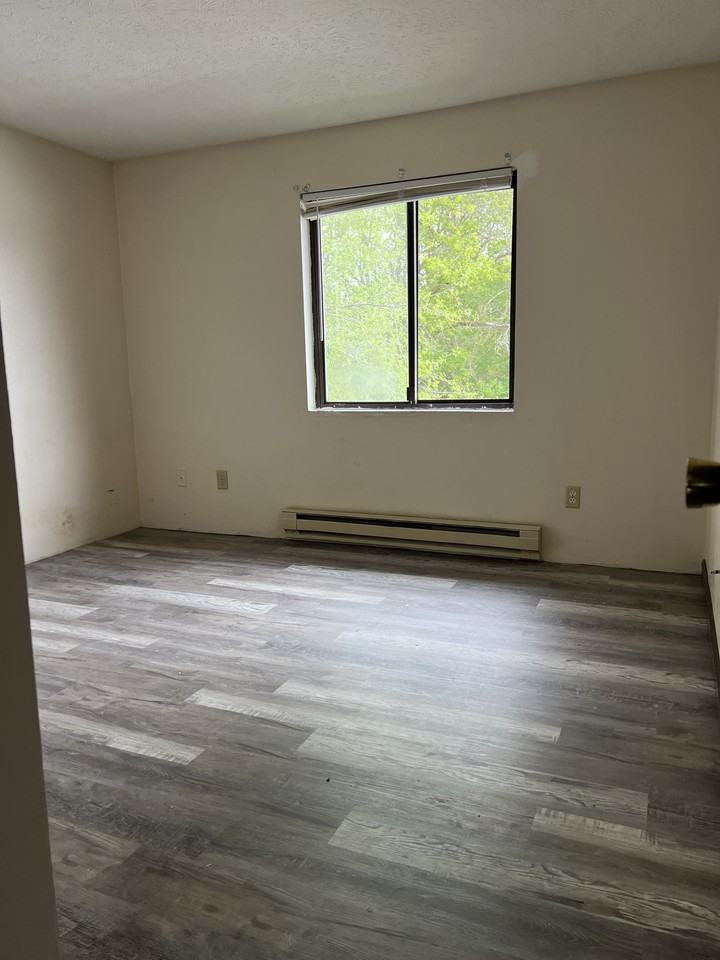 Loder Apartments - Photo 4 of 12