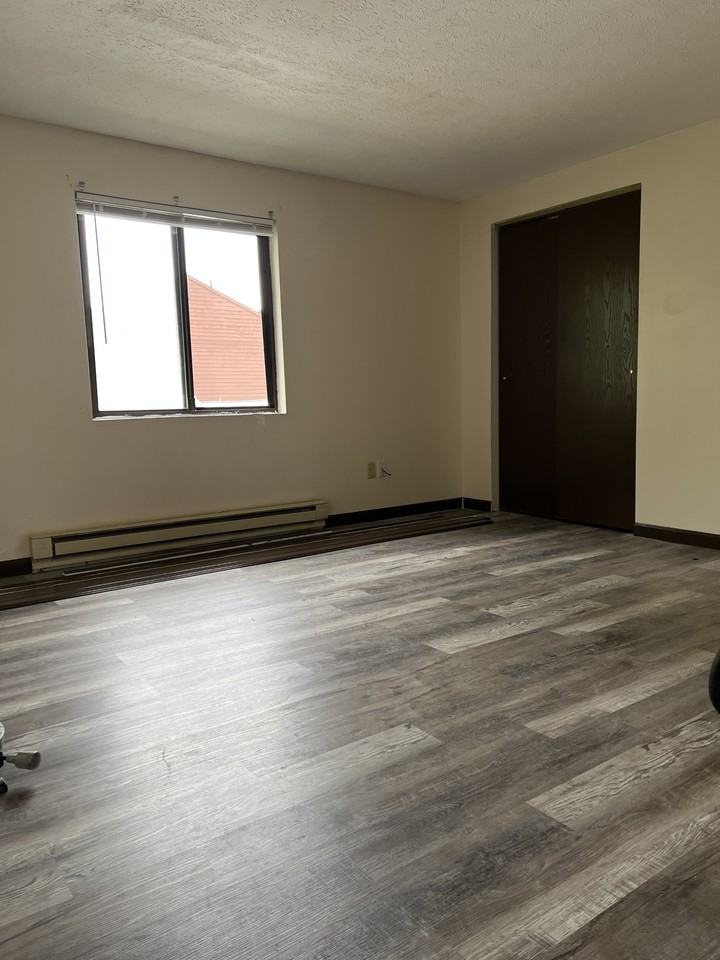 Loder Apartments - Photo 5 of 12