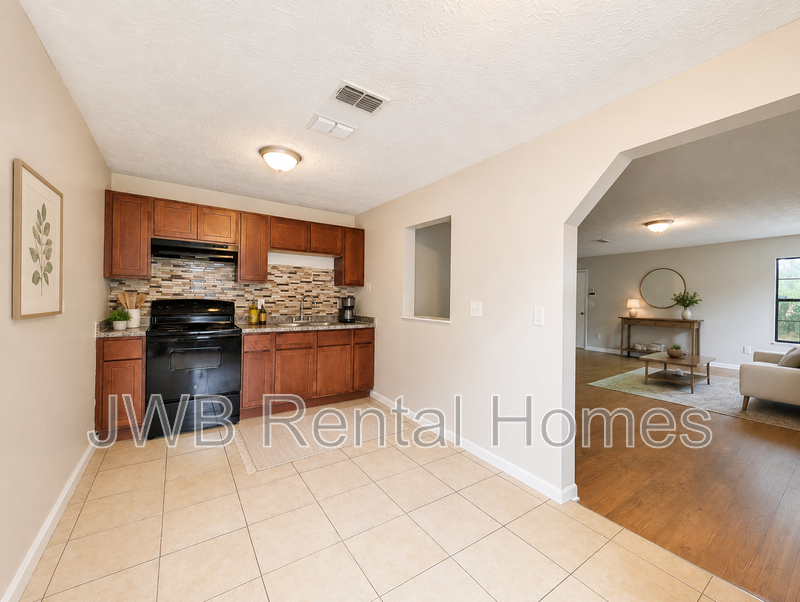 4840 Amos St - Photo 3 of 14