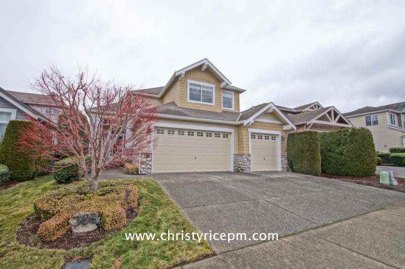 308 239th Way Se - Photo 2 of 26