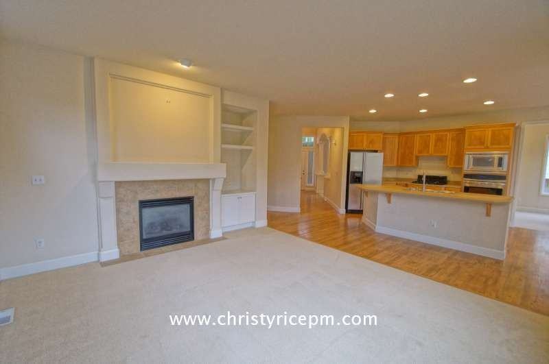 308 239th Way Se - Photo 5 of 26