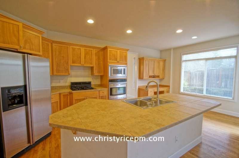308 239th Way Se - Photo 6 of 26