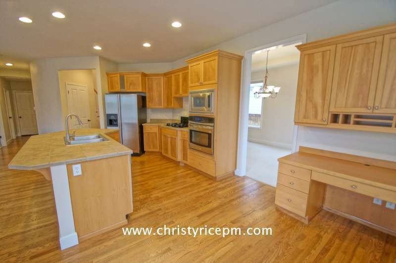 308 239th Way Se - Photo 7 of 26
