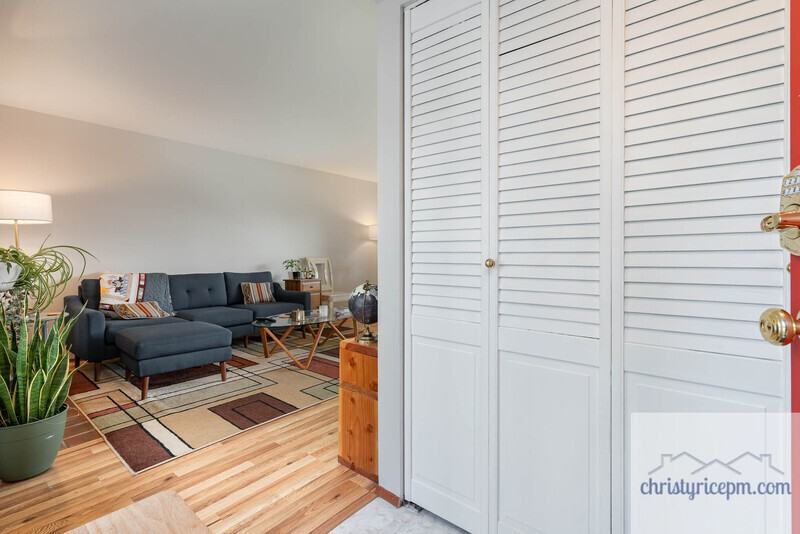2107 Se 21st Ct - Photo 5 of 29
