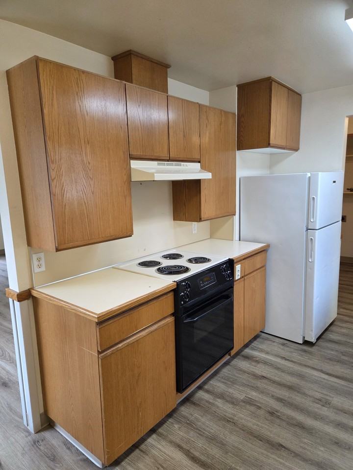 3504-3510 NE 54th Street - Photo 2 of 10