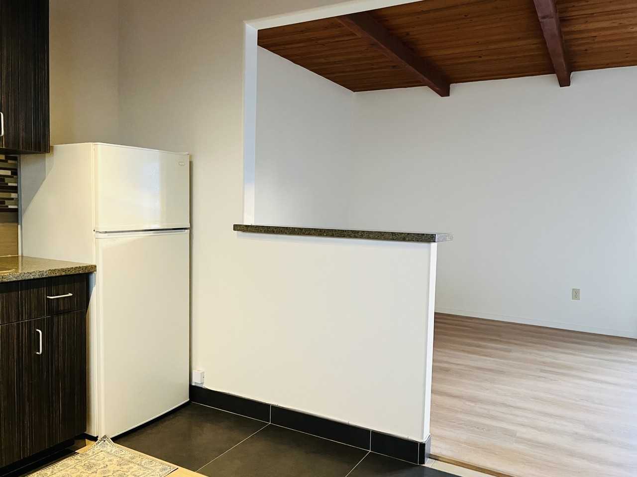 349 Playa Del Sur Street - Photo 6 of 37