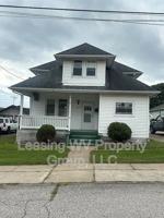 featured image of 409 High School Ave