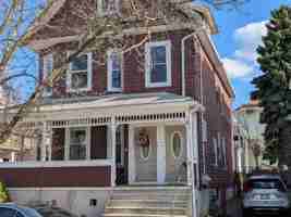 featured image of 12 Newbern Ave