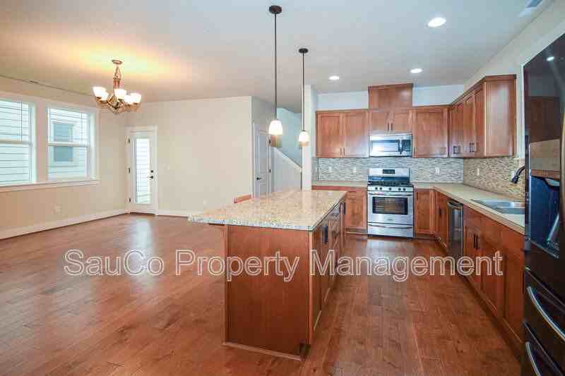 14983 Nw Cosmos St - Photo 6 of 22