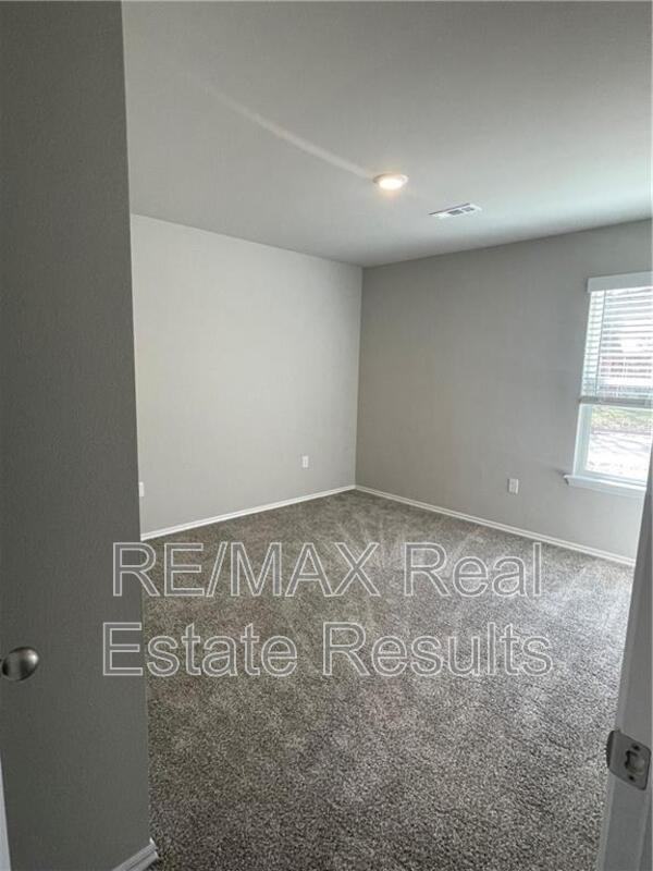 806 Comanche Dr - Photo 7 of 14