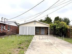 237 Helen Ave #E - Photo 1 of 1