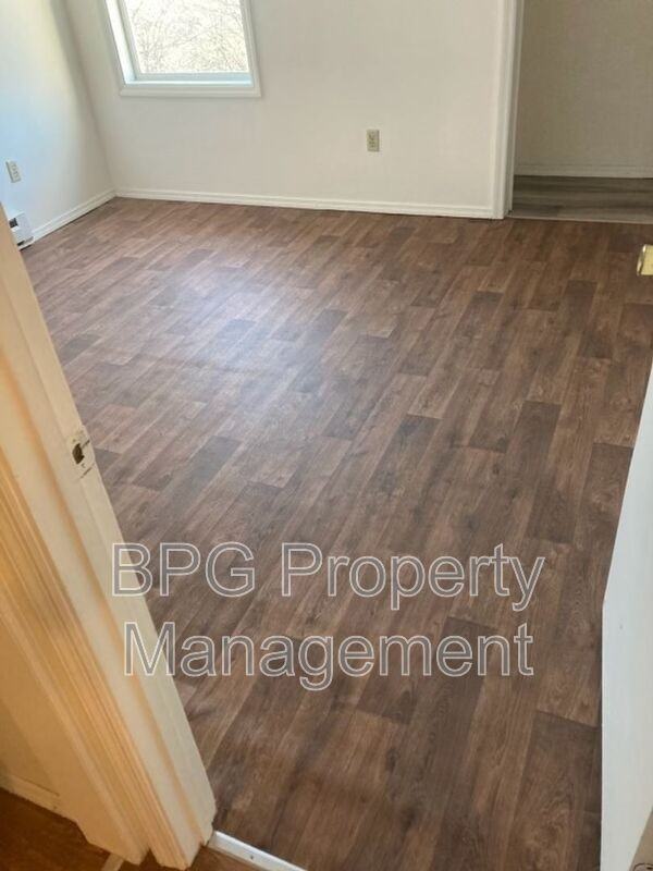 123 Circle Dr #19 - Photo 3 of 20