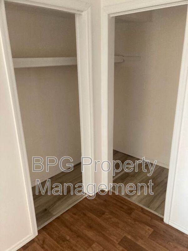 123 Circle Dr #19 - Photo 4 of 20
