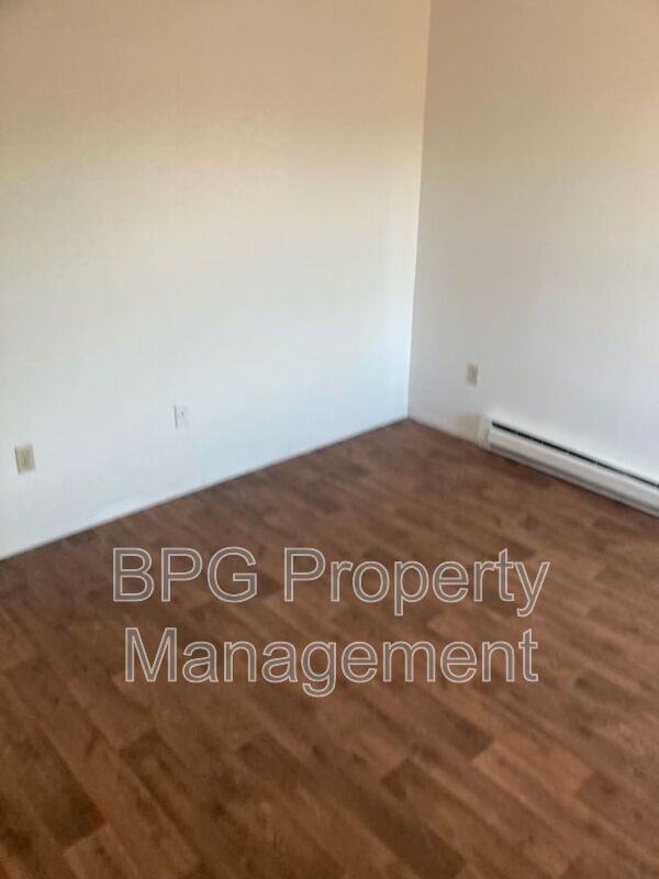 123 Circle Dr #19 - Photo 5 of 20