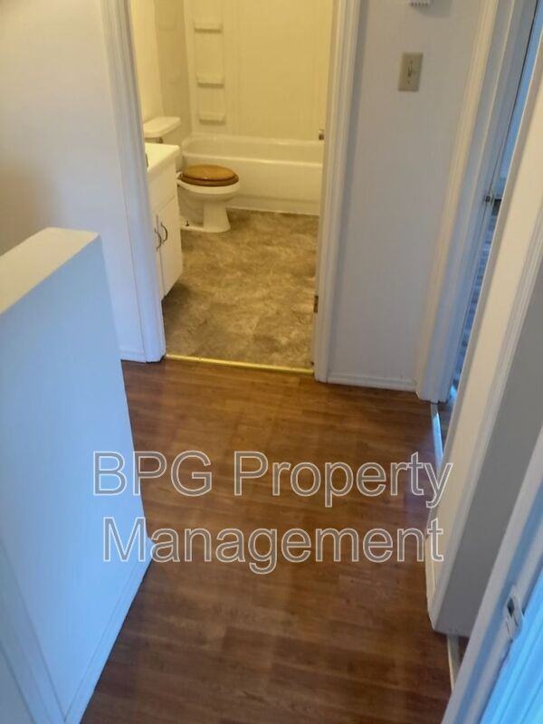 123 Circle Dr #19 - Photo 6 of 20