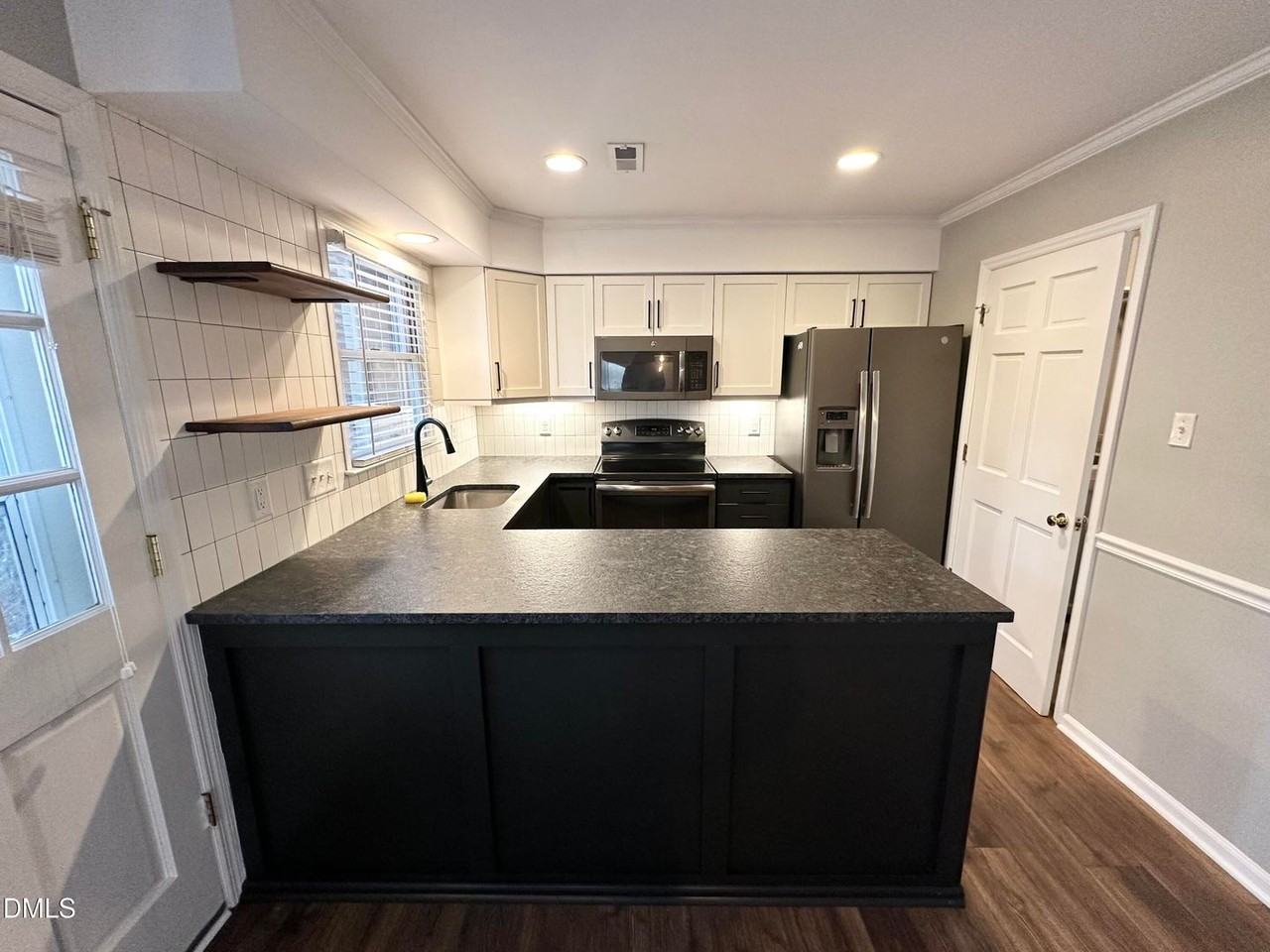 5649 Hamstead Xing - Photo 2 of 17