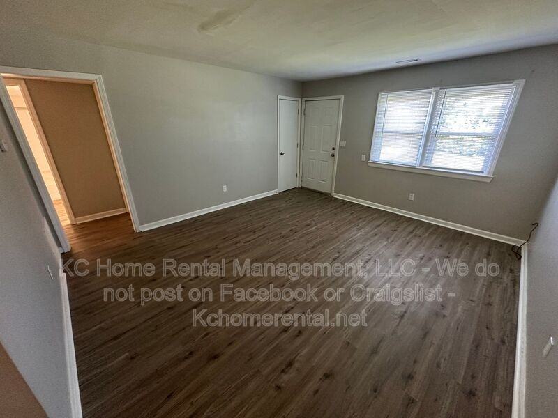 13428 Spring St #7 - Photo 6 of 20