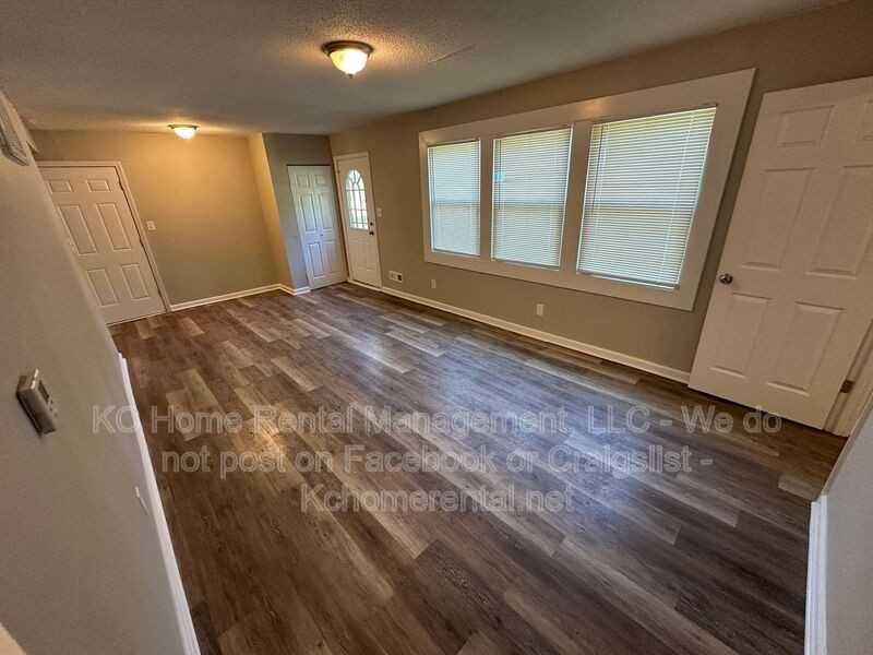 7905 E 112th St - Photo 5 of 29
