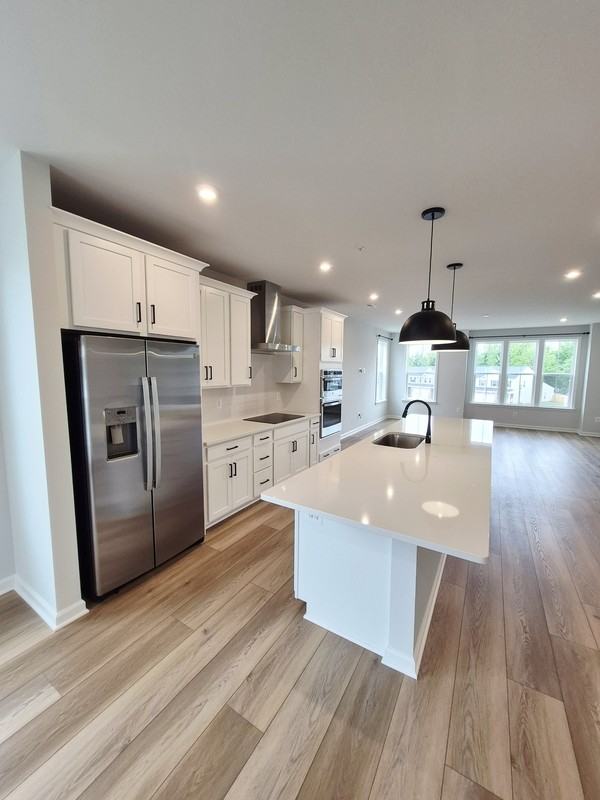 648 Brookwood Glen Ter #B - Photo 7 of 50