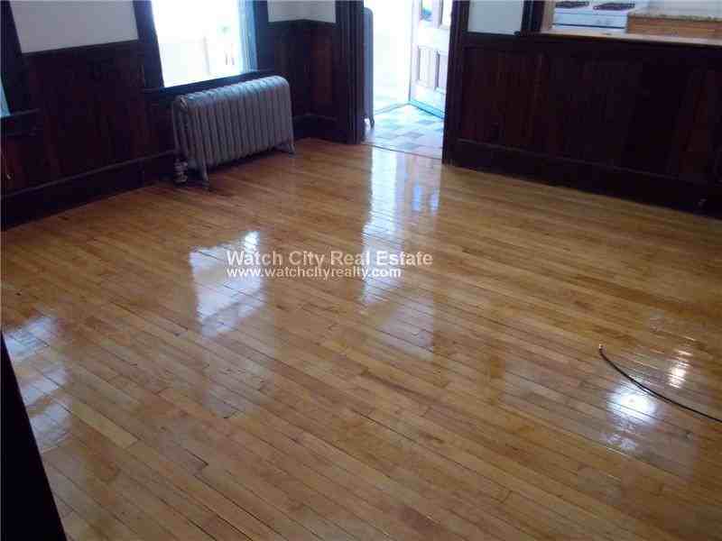 92 Lowell St - Photo 5 of 5