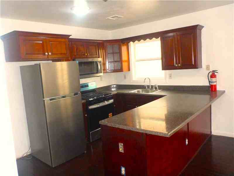 98 S Burnett St #2 - Photo 6 of 18