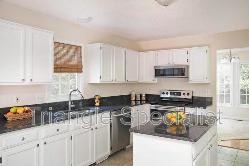 100 Connelly Springs Pl - Photo 6 of 26
