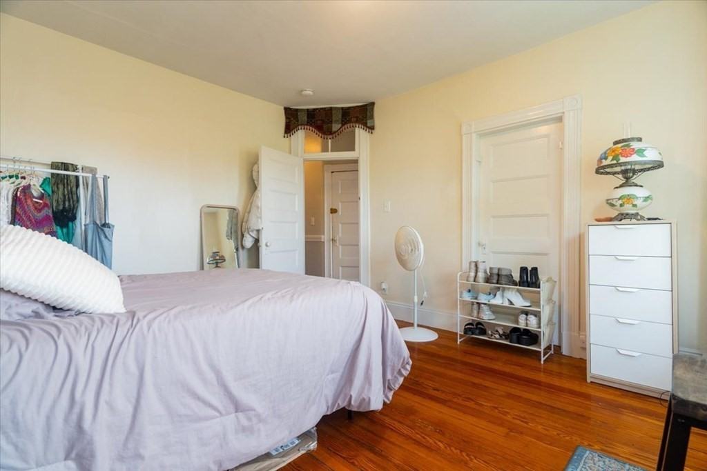 862 Huntington Ave #2 - Photo 7 of 24