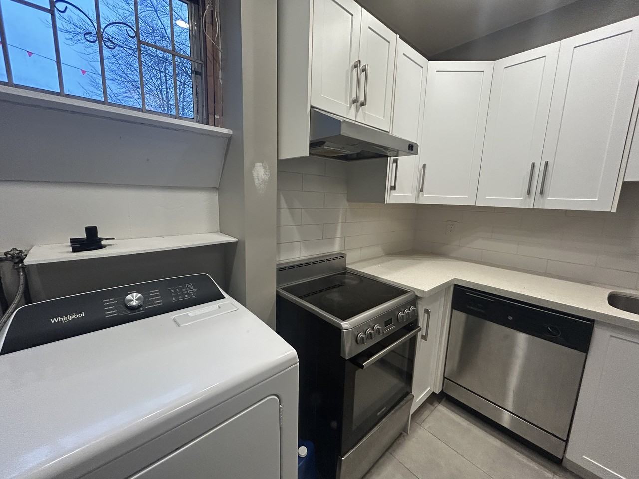 2262 Nanaimo Street - Photo 2 of 16