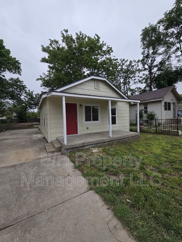 1031 N New York Ave