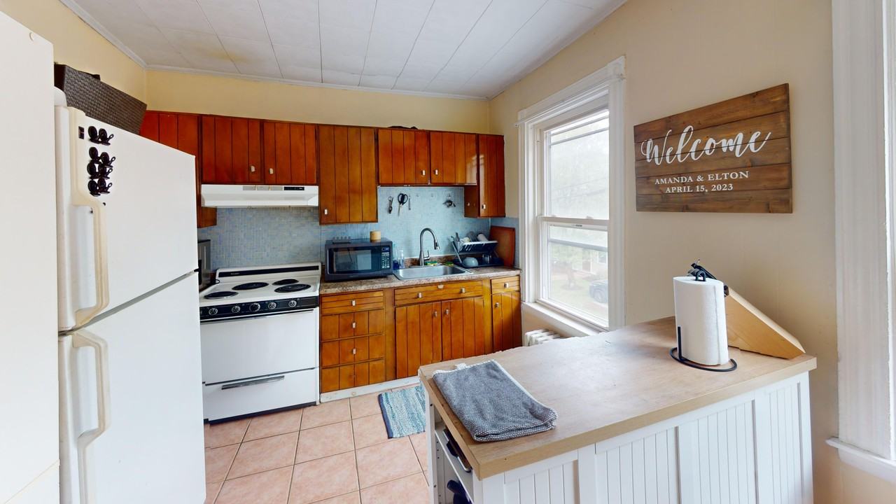 14 Smythe St #2 - Photo 6 of 8