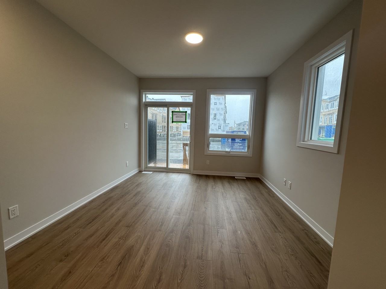 257 De Lamarche Ave - Photo 2 of 20