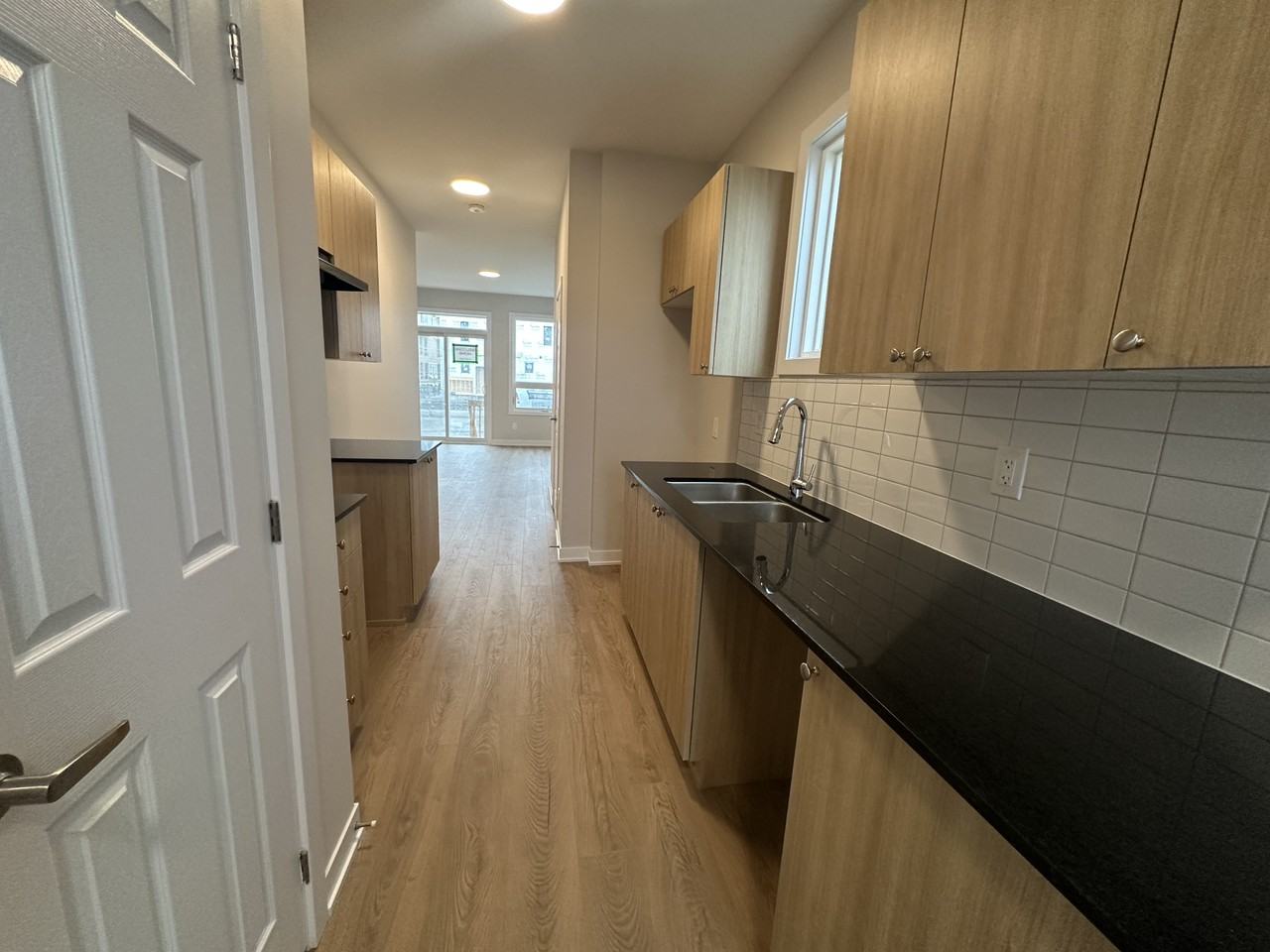 257 De Lamarche Ave - Photo 3 of 20