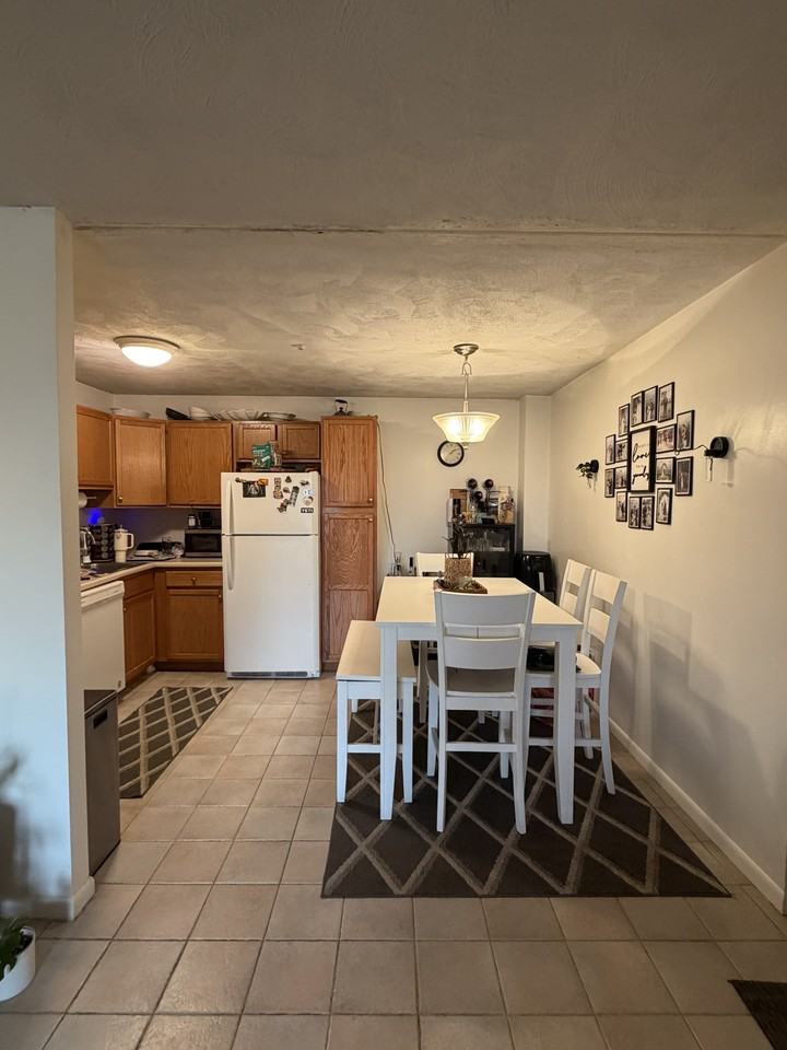 179 Adams St #40 - Photo 4 of 14