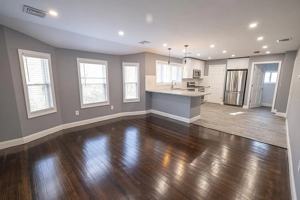 featured image of 981 Hancock St #2