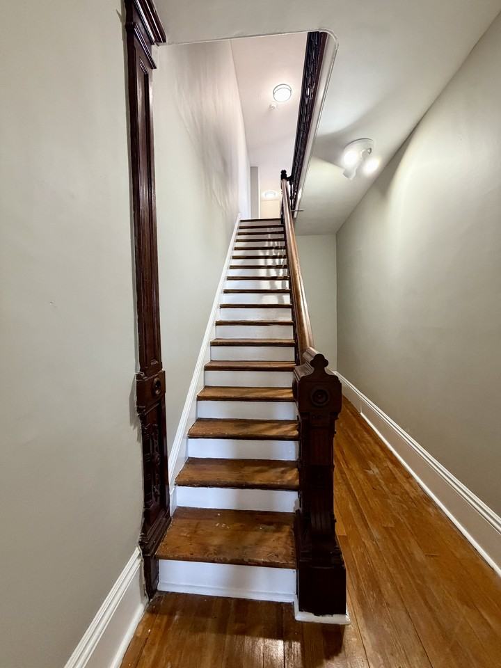 25 Summer St #B - Photo 5 of 11