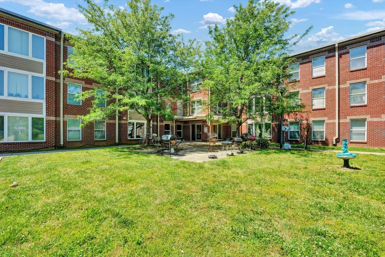 2132 Rowan St #112 - Photo 5 of 32
