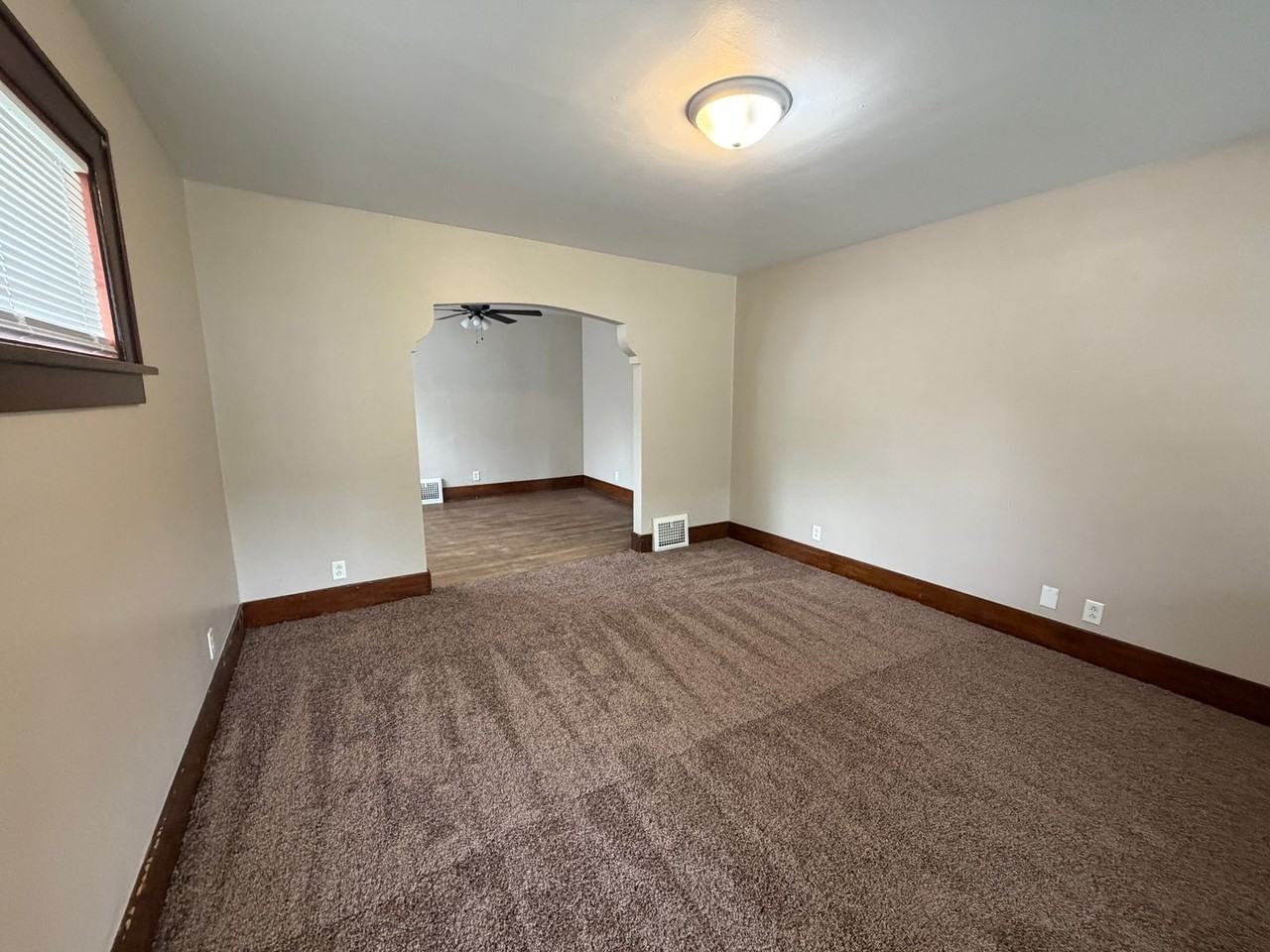 4522 Spatz Ave - Photo 2 of 10