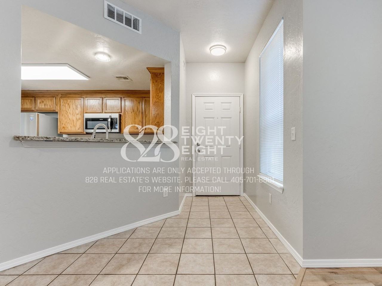 2920 2920 Oak Tree Ave - 2928 Oak Tree Ave. - Photo 5 of 41