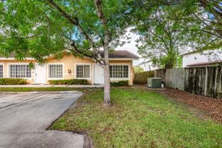 3838 Southwest 48th Avenue - Photo 1 of 1