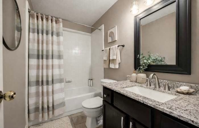 6907 Renata Circle - Photo 5 of 18