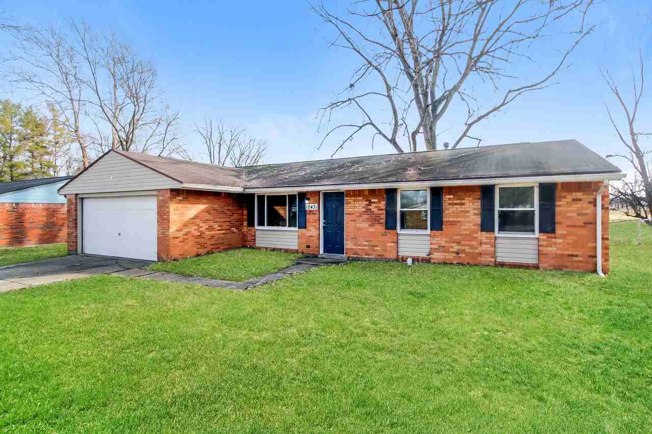 10431 Chris Dr - Photo 2 of 15