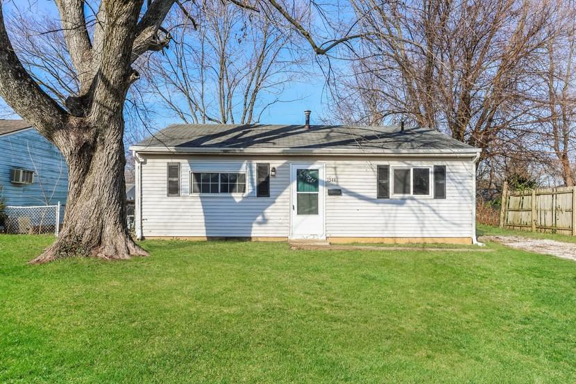 1344 Southfield Dr S - Photo 2 of 14