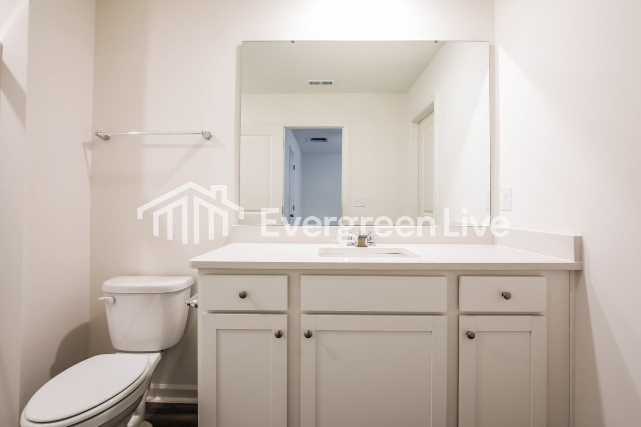 1427 Solace Way - Photo 2 of 15