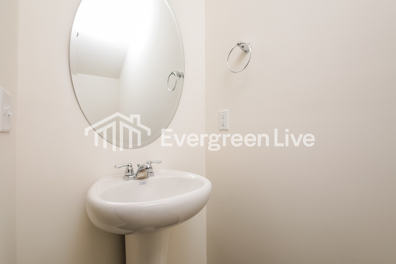 1429 Solace Way - Photo 7 of 14