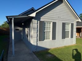 featured image of 1016 1016 S 16th