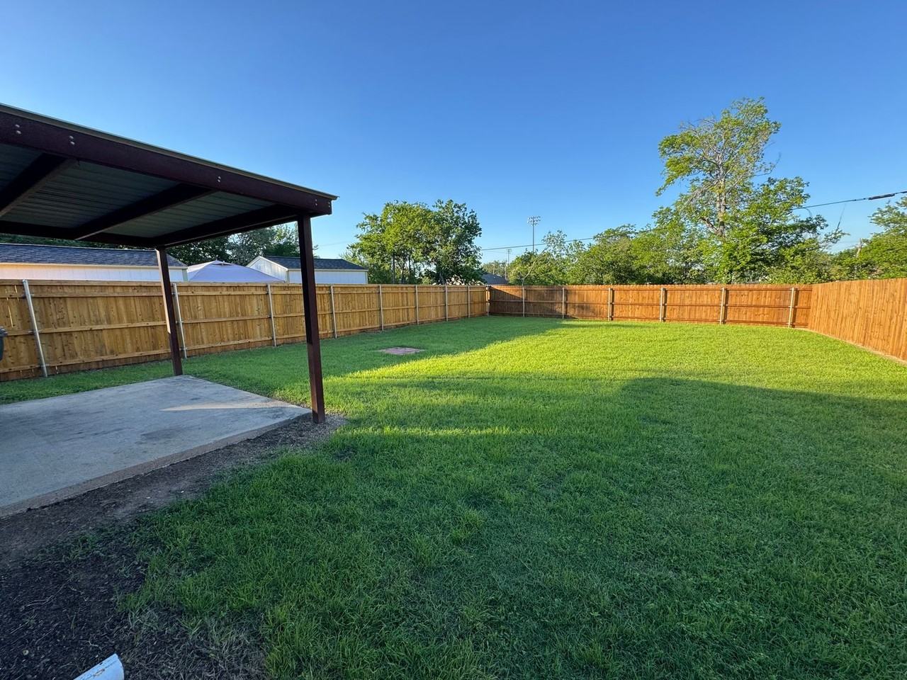 1016 1016 S 16th - Photo 2 of 8